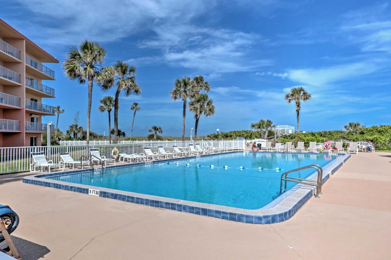 Oceanfront Cocoa Beach Condo With View Walk To Pier Exteriör bild