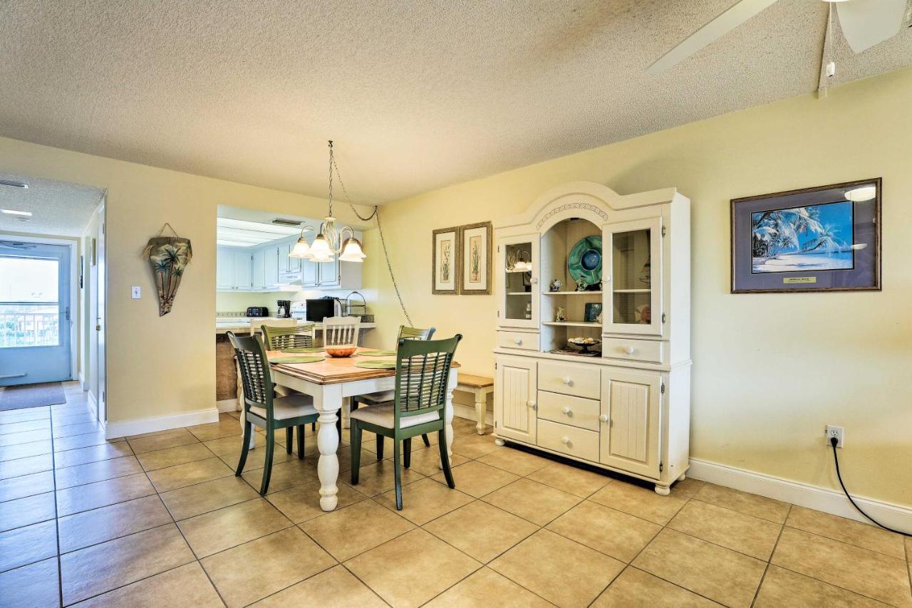 Oceanfront Cocoa Beach Condo With View Walk To Pier Exteriör bild