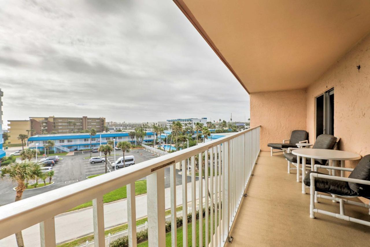 Oceanfront Cocoa Beach Condo With View Walk To Pier Exteriör bild