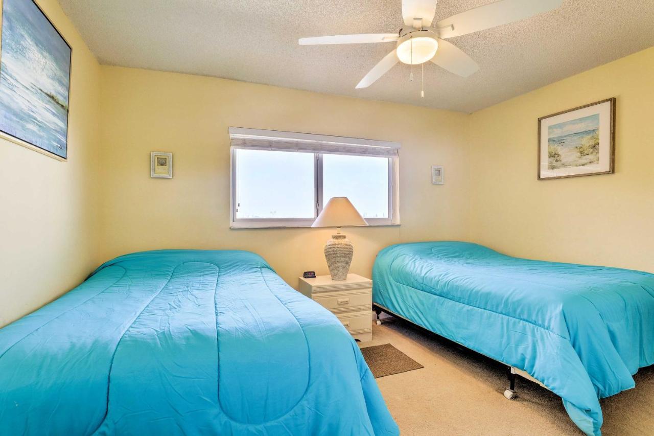 Oceanfront Cocoa Beach Condo With View Walk To Pier Exteriör bild